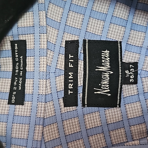 Neiman Marcus Size 16. 36/37 Button Down trim fit - Picture 2 of 3